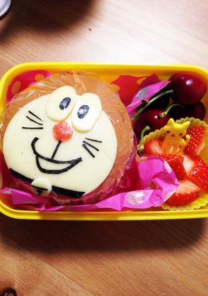 ドラえもんハンバーガー-レシピのメイン写真