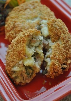 そのままで美味しい^^豚味噌のコロッケ-レシピのメイン写真