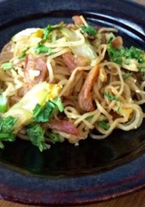 セロリで旨い★エスニック焼きそば-レシピのメイン写真