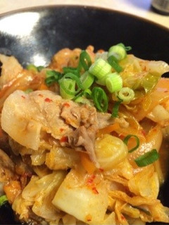 春キャベツとキムチの蒸し煮-レシピのメイン写真
