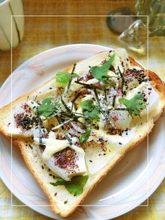 胡麻紫蘇香る❀ゴロゴロ新玉葱のトースト-レシピのメイン写真