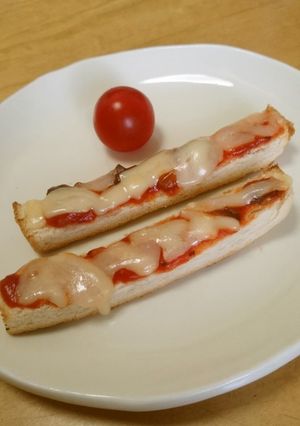 給料日前のピザトースト-レシピのメイン写真