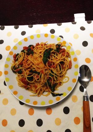 小松菜&ベーコンのトマトソースパスタ-レシピのメイン写真