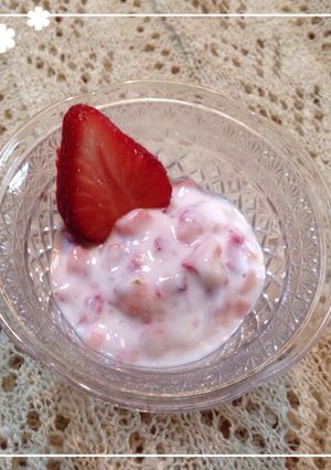 いちごヨーグルト-レシピのメイン写真