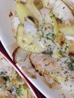 鶏胸肉と新玉ねぎ&新ジャガの塩レモン焼き-レシピのメイン写真