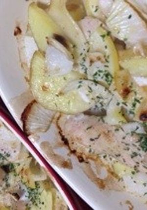 鶏胸肉と新玉ねぎ&新ジャガの塩レモン焼き-レシピのメイン写真