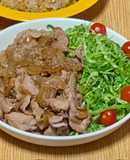 薄切り豚ロース肉の自家製焼肉炒め