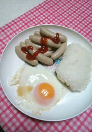 ウインナー目玉焼きプレート-レシピのメイン写真