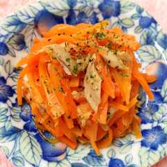รูปของ レンジで簡単★にんじんサラダ