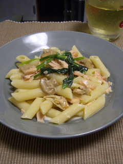 ペンネで鮭のクリームパスタ♪-レシピのメイン写真