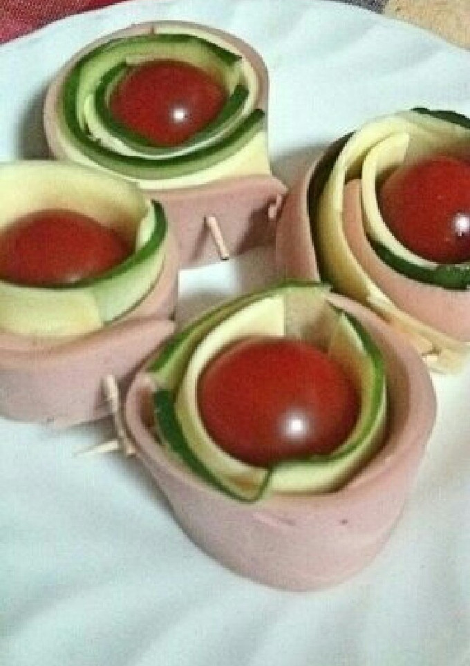 ﾌﾟﾁﾄﾏﾄのｸﾞﾙｸﾞﾙ巻き-レシピのメイン写真