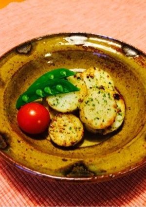 今日はビールに山芋のガーリック焼き-レシピのメイン写真