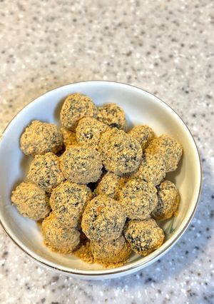 玄米あまざけで♪ごまナッツボール-レシピのメイン写真