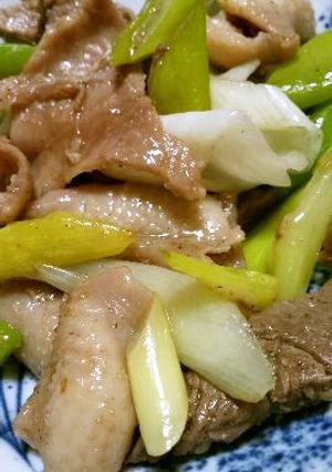 ヘルシーでと～っても美味しい！鶏皮炒め☆-レシピのメイン写真
