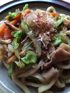 ランチにぴったり!焼きうどん-レシピのメイン写真