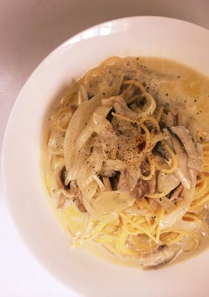 簡単ランチ★舞茸と玉ねぎの豆乳パスタ-レシピのメイン写真