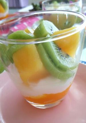 ☆朝食に水切りヨーグルトマンゴーパフェ☆-レシピのメイン写真