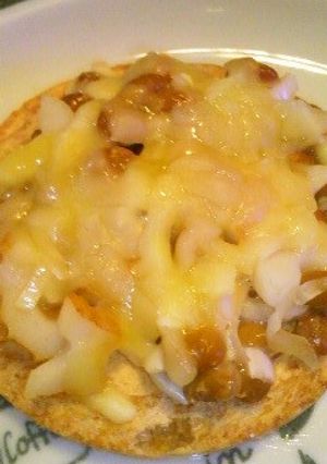 沖縄塩せんべいの和風納豆ピザ-レシピのメイン写真