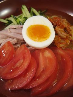 トマトたっぷり冷やし中華風韓国冷麺-レシピのメイン写真