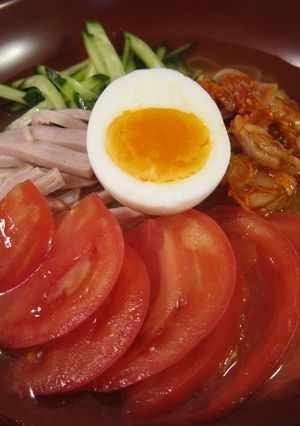 トマトたっぷり冷やし中華風韓国冷麺-レシピのメイン写真