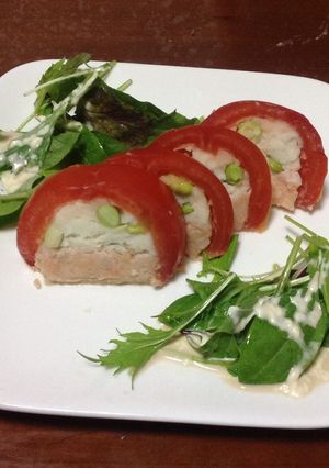 トマトで彩るポテトサラダ前菜風-レシピのメイン写真