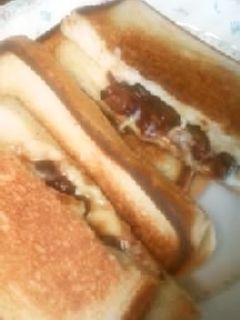 つぶあんとチーズのホットサンドイッチ!-レシピのメイン写真