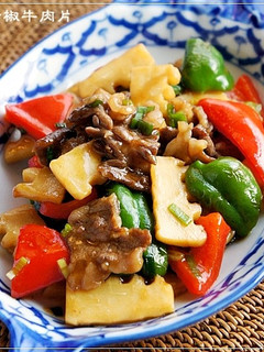 定番筍料理⑦ カラフル青椒牛肉片-レシピのメイン写真