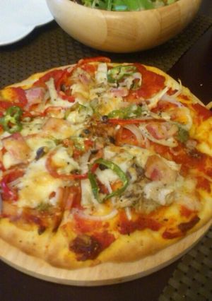 ホームベーカリーでかんたんスパイシーピザ-レシピのメイン写真