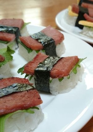 少し小さめのスパムおむすび-レシピのメイン写真