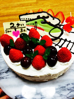 2歳の誕生日♬ 新幹線はやぶさのケーキ♡-レシピのメイン写真