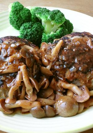 炒めない玉ねぎで作るウチのハンバーグ-レシピのメイン写真