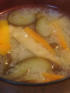 なす・にんじん・油揚げの味噌汁-レシピのメイン写真