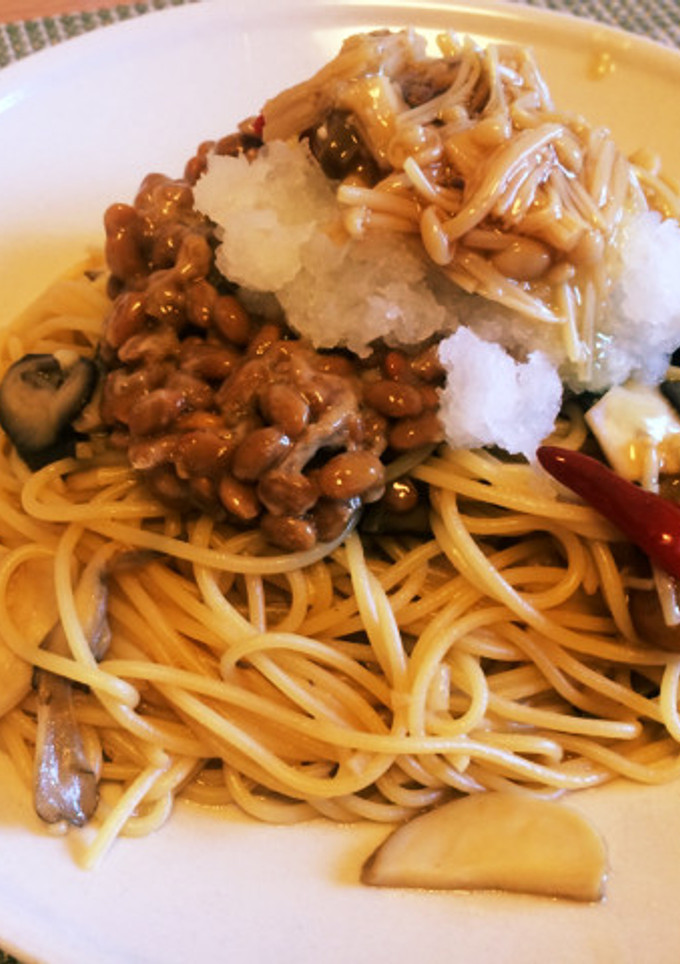 たっぷりきのこと納豆の和風おろしパスタ-レシピのメイン写真