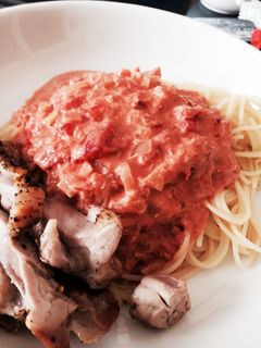 カニ缶とトマト缶のクリームソースのパスタ-レシピのメイン写真