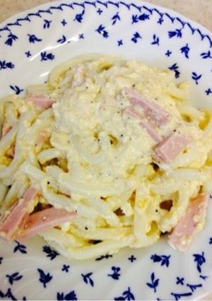 うどんでカルボナーラ-レシピのメイン写真