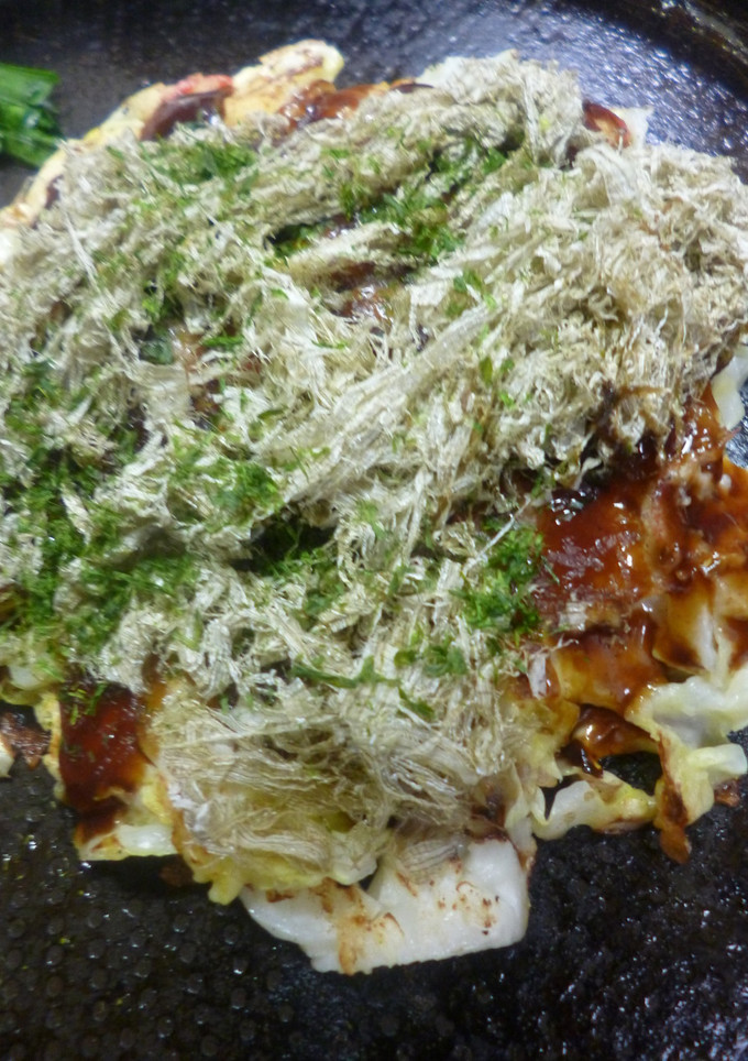 とろろ昆布をのせたお好み焼-レシピのメイン写真