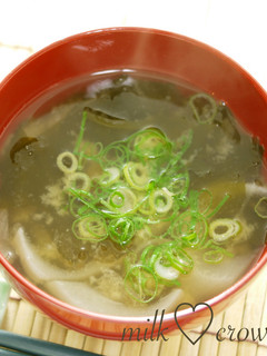 わかめと新たまねぎの味噌汁-レシピのメイン写真