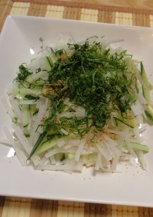 金ごまと大葉で!香味大根サラダ-レシピのメイン写真