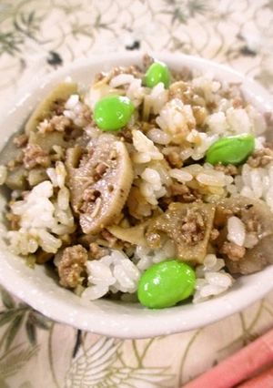 れんこん＆茸＆ひき肉の混ぜご飯-レシピのメイン写真
