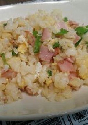お手軽ハムチャーハン-レシピのメイン写真