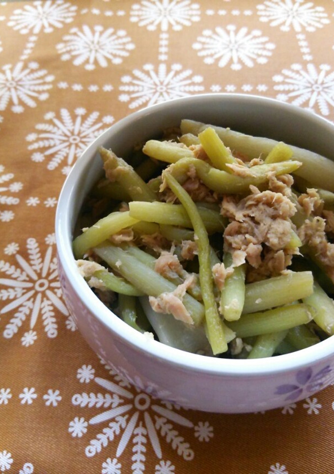 ～つわぶきとツナの炒め煮～-レシピのメイン写真