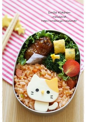 おすわりネコちゃん＊キャラ弁-レシピのメイン写真