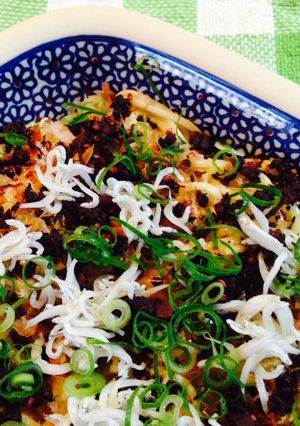 カリカリ梅とシラスのスパサラ-レシピのメイン写真