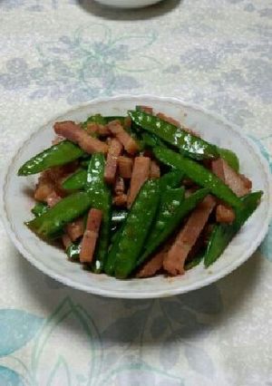 絹さやとベーコンのわさび醤油♪-レシピのメイン写真