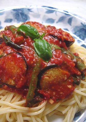 バジル香る♪夏野菜のトマトパスタ-レシピのメイン写真