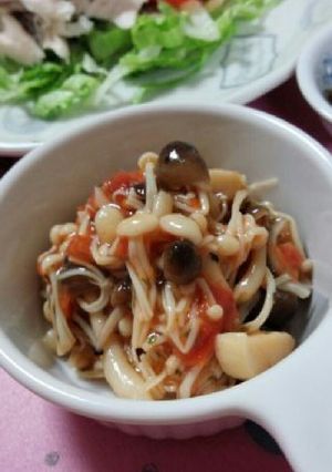 キノコとトマトのマリネ-レシピのメイン写真