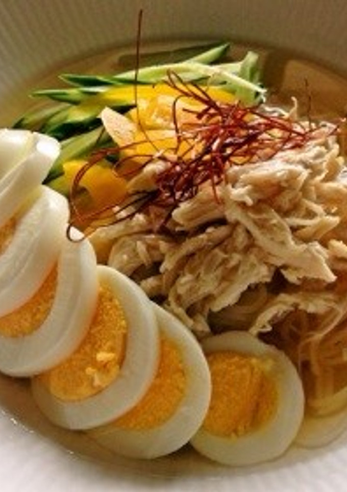 旨いしっとり蒸し鶏で♡さっぱりサラダ冷麺-レシピのメイン写真