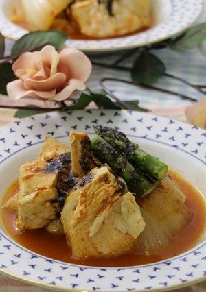 鶏肉と新玉ねぎの野菜ジュース煮込み-レシピのメイン写真