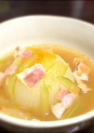 今が旬☆新玉ねぎのピリ辛スープ-レシピのメイン写真
