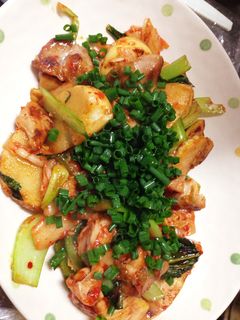 ビールに!筍と鶏モモ肉のキムチ炒め-レシピのメイン写真